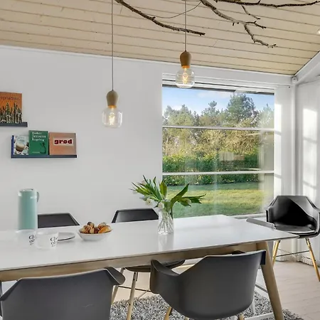 2 Bedroom In Casa vacanze
